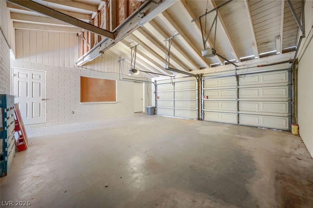 Image 54 of property listing at 3620 Pama Lane, Las Vegas, NV 89120