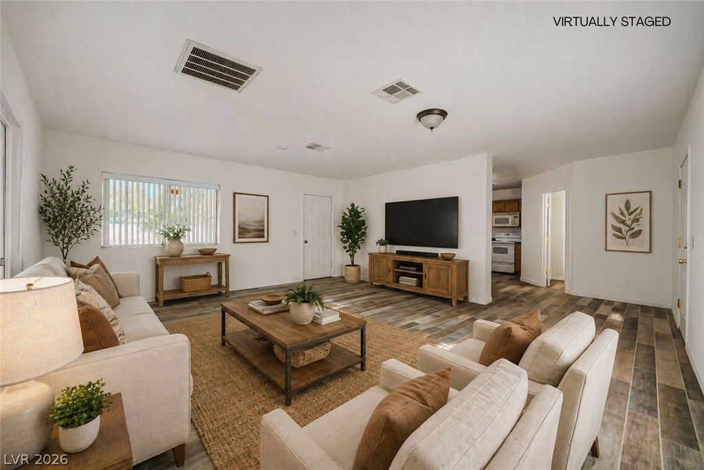 Image 61 of property listing at 3620 Pama Lane, Las Vegas, NV 89120