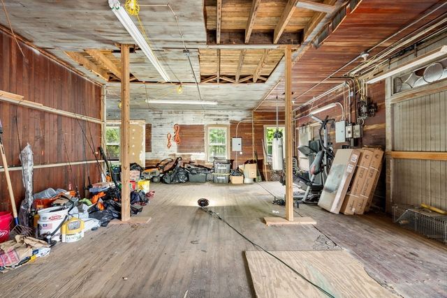 72 Main St, Wareham, MA 02571