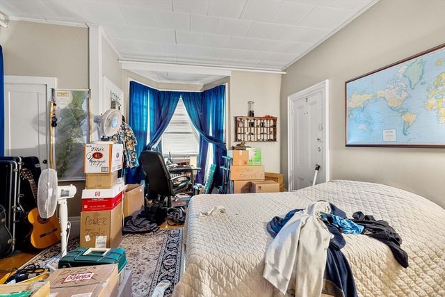 72 Main St, Wareham, MA 02571