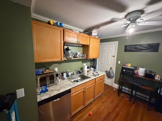 72 Main St, Wareham, MA 02571