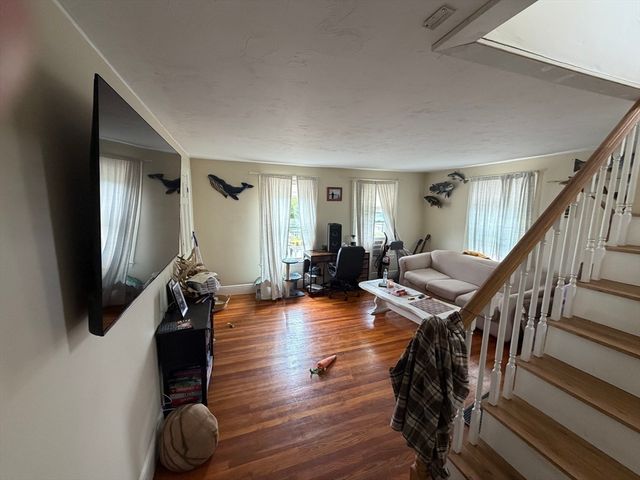 72 Main St, Wareham, MA 02571