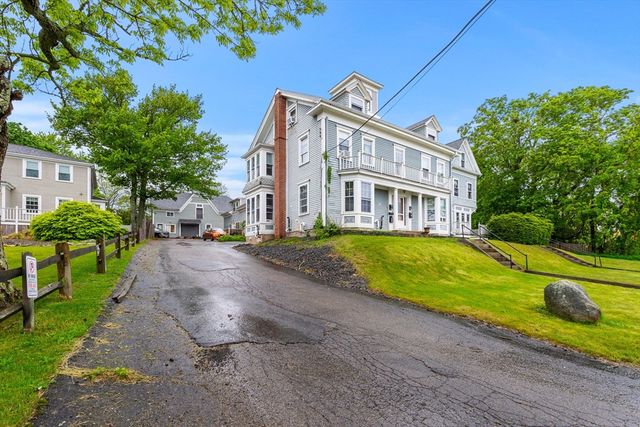 72 Main St, Wareham, MA 02571