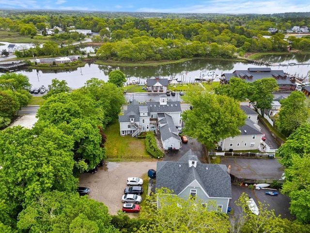 72 Main St, Wareham, MA 02571