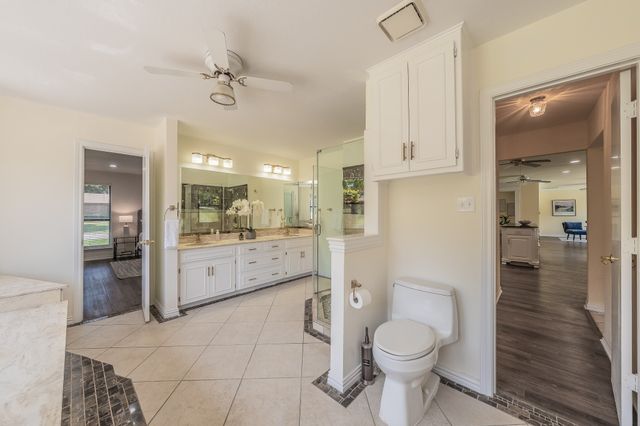 2709 Oak Trail Court, Dalworthington Gardens, TX 76016