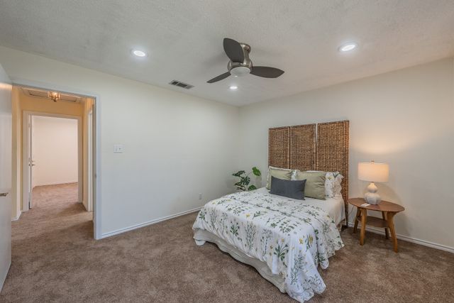 2709 Oak Trail Court, Dalworthington Gardens, TX 76016