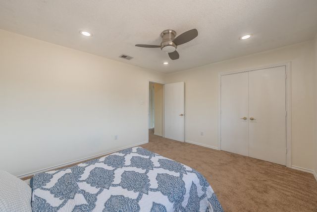 2709 Oak Trail Court, Dalworthington Gardens, TX 76016