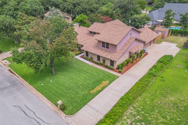 2709 Oak Trail Court, Dalworthington Gardens, TX 76016