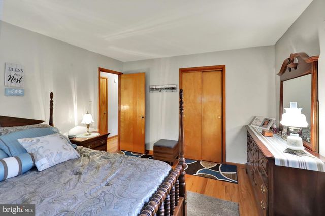 640 LAYFIELD RD, Perkiomenville, PA 18074