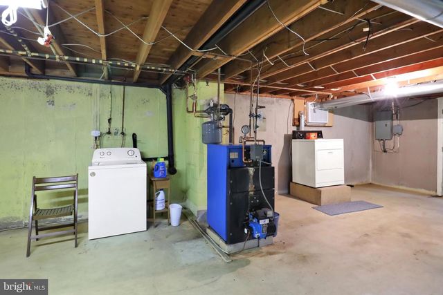 640 LAYFIELD RD, Perkiomenville, PA 18074