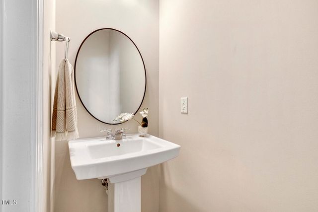 1614 Brussels Drive, Apex, NC 27502