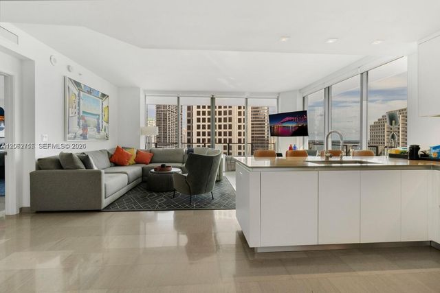 68 SE 6th Street 2101, Miami, FL 33131