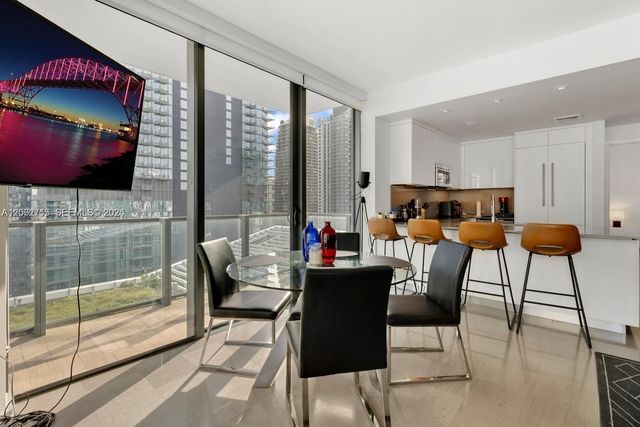 68 SE 6th Street 2101, Miami, FL 33131