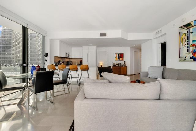 68 SE 6th Street 2101, Miami, FL 33131