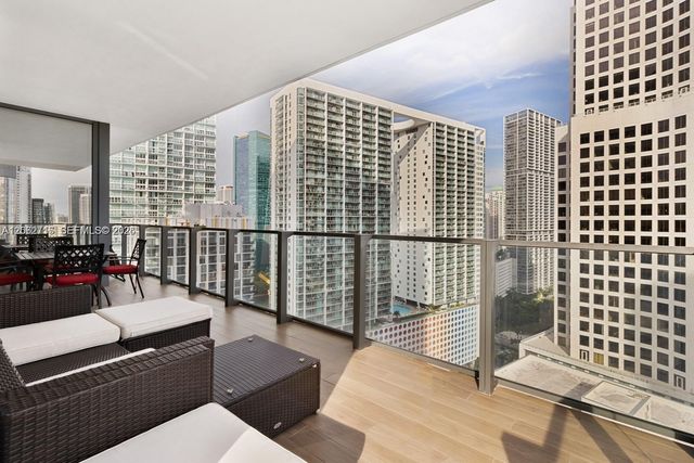 68 SE 6th Street 2101, Miami, FL 33131