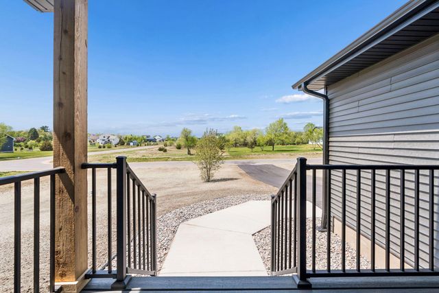 22890 Zion Parkway NW, Oak Grove, MN 55448
