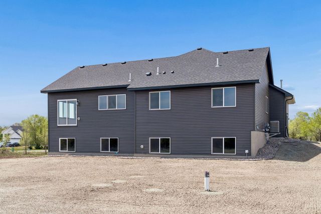 22890 Zion Parkway NW, Oak Grove, MN 55448