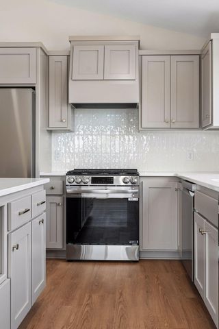 22890 Zion Parkway NW, Oak Grove, MN 55448