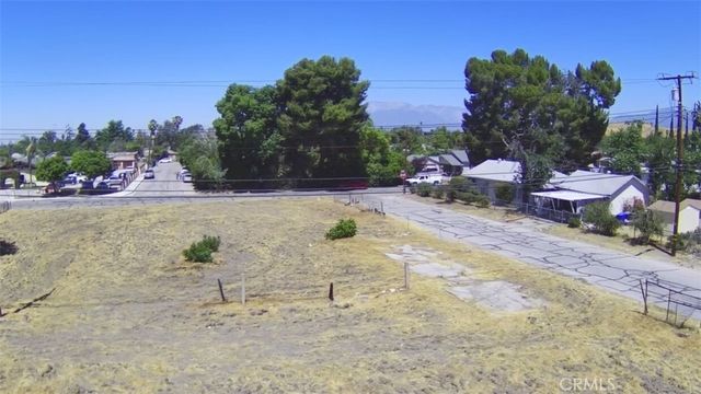 25237 Bessant St, San Bernardino, CA 92404