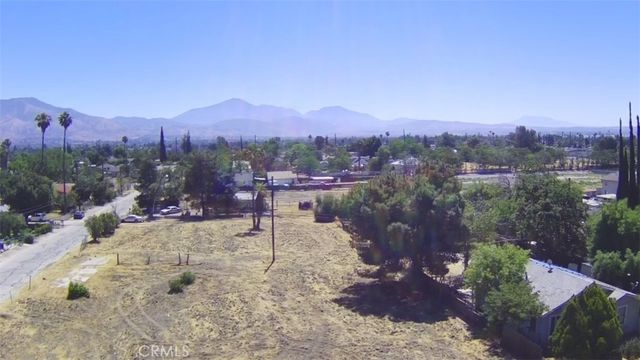 25237 Bessant St, San Bernardino, CA 92404