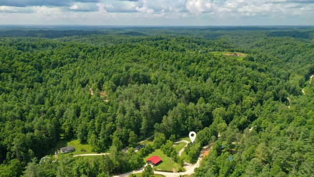 4 Lacy Lane, Campton, KY 41301