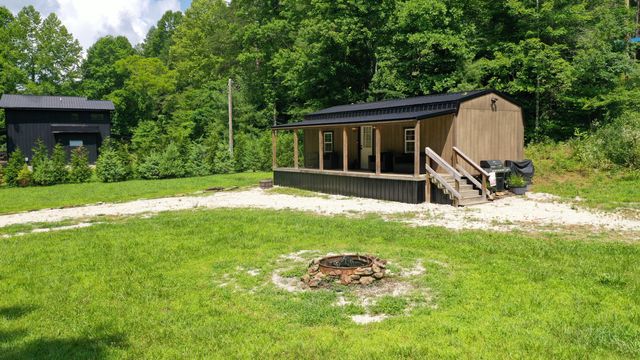 4 Lacy Lane, Campton, KY 41301