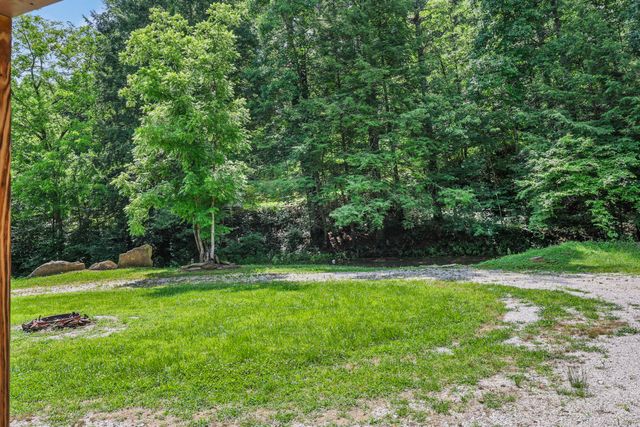 4 Lacy Lane, Campton, KY 41301