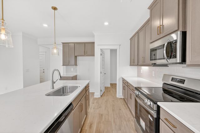 2259 Charlie Place, White House, TN 37188