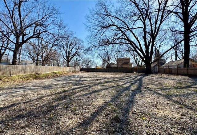 1937 N 29th Street, Kansas City, KS 66104