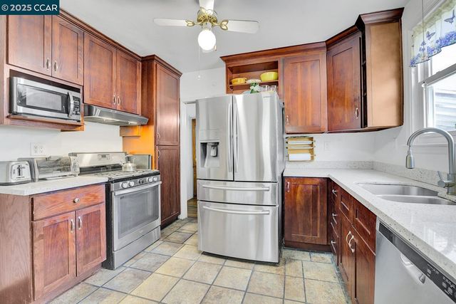2014 109Th Ave, Oakland, CA 94603
