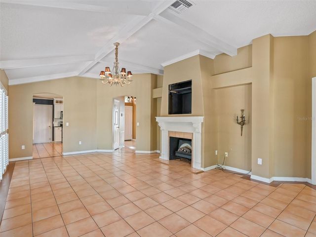 1327 SANTA MARIA AVENUE, The Villages, FL 32159