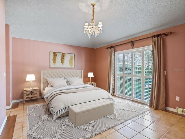 1327 SANTA MARIA AVENUE, The Villages, FL 32159