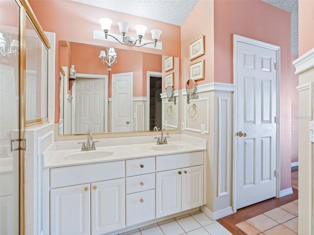 1327 SANTA MARIA AVENUE, The Villages, FL 32159