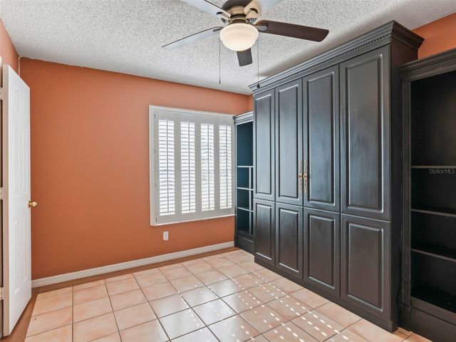 1327 SANTA MARIA AVENUE, The Villages, FL 32159