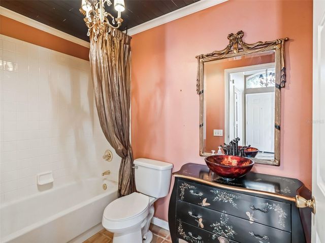 1327 SANTA MARIA AVENUE, The Villages, FL 32159