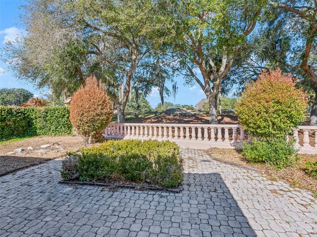 1327 SANTA MARIA AVENUE, The Villages, FL 32159