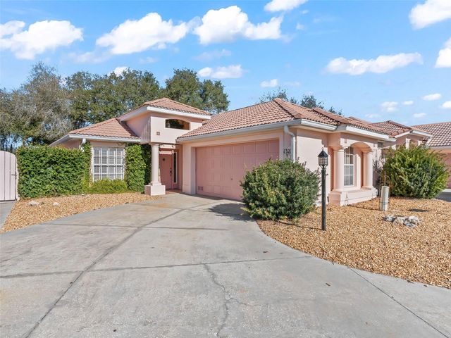 1327 SANTA MARIA AVENUE, The Villages, FL 32159