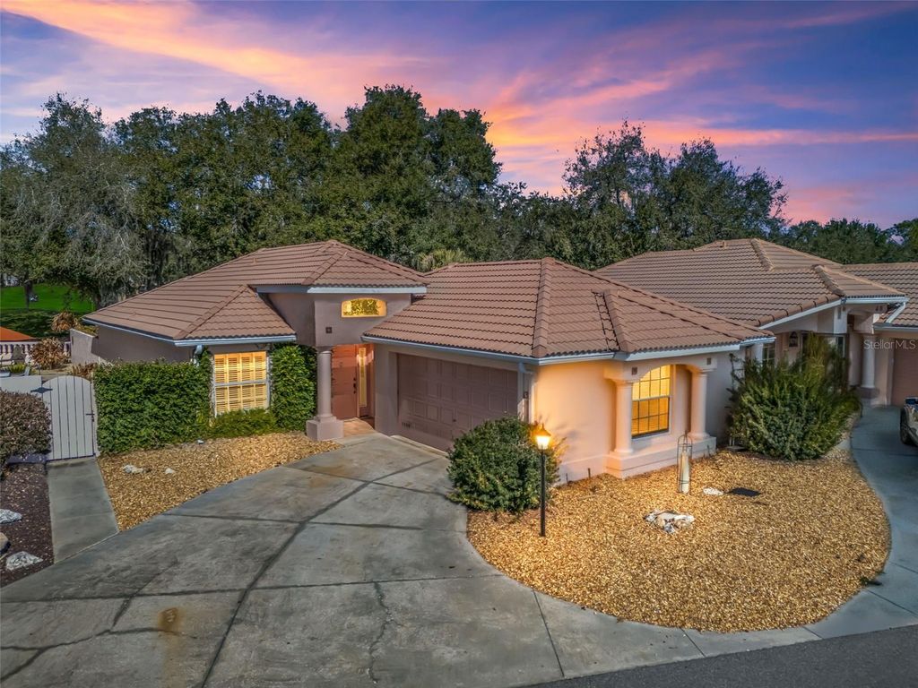 1327 SANTA MARIA AVENUE, The Villages, FL 32159