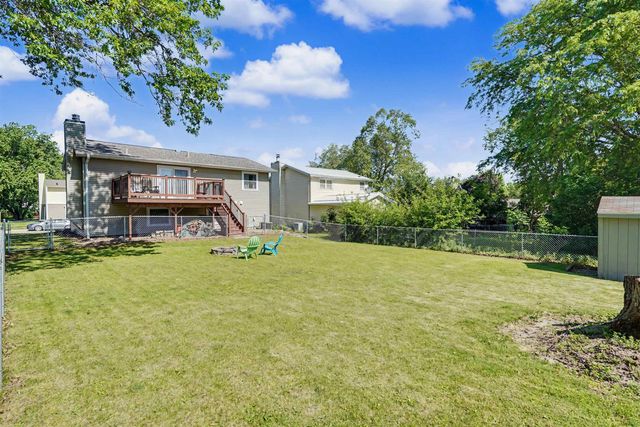4010 Heritage Road, Cedar Falls, IA 50613
