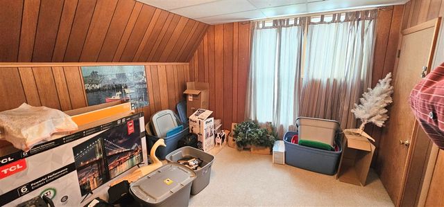 56973 Arlington, Bangor, MI 49013