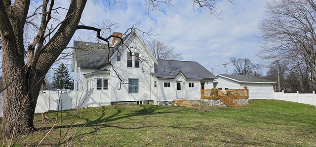 56973 Arlington, Bangor, MI 49013