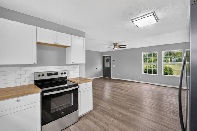 120 Driver Rd, Lafayette, TN 37083