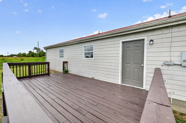120 Driver Rd, Lafayette, TN 37083