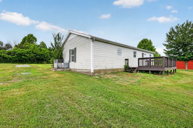 120 Driver Rd, Lafayette, TN 37083