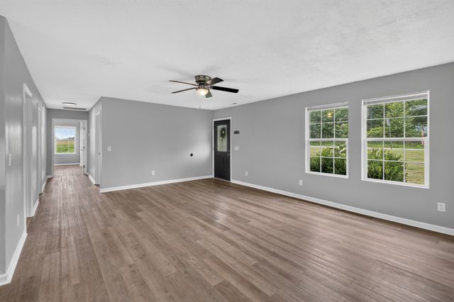 120 Driver Rd, Lafayette, TN 37083