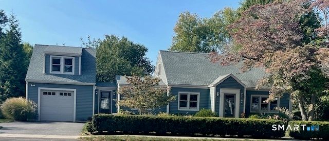 402 Riverside Drive, Fairfield, CT 06824