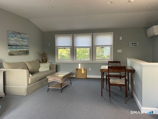 402 Riverside Drive, Fairfield, CT 06824