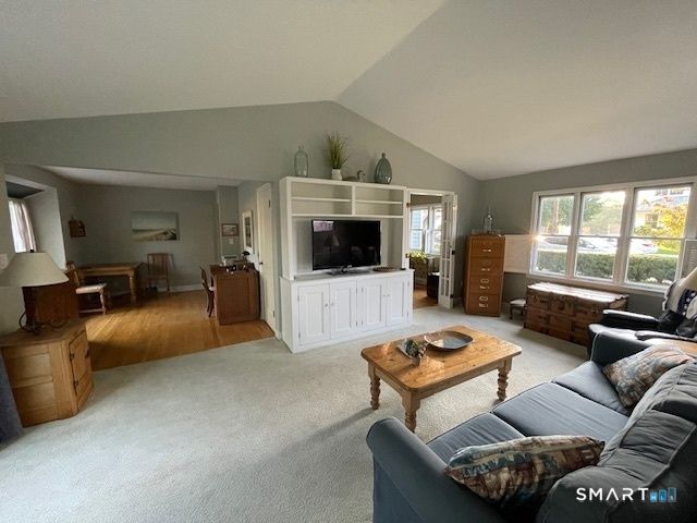 402 Riverside Drive, Fairfield, CT 06824