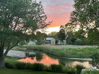 402 Riverside Drive, Fairfield, CT 06824