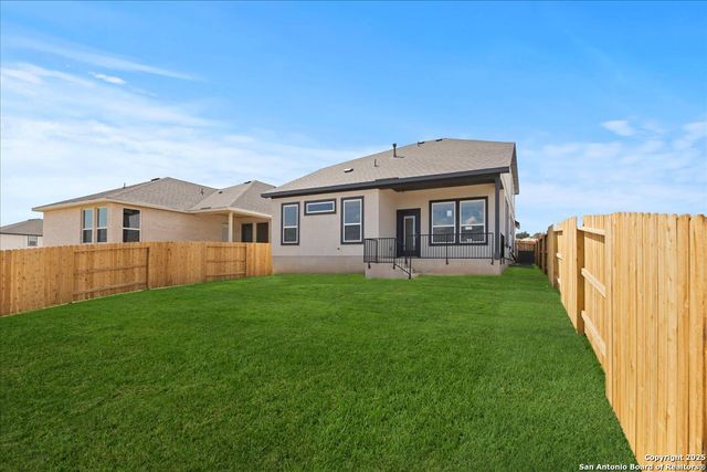 1326 Red Fox, New Braunfels, TX 78132